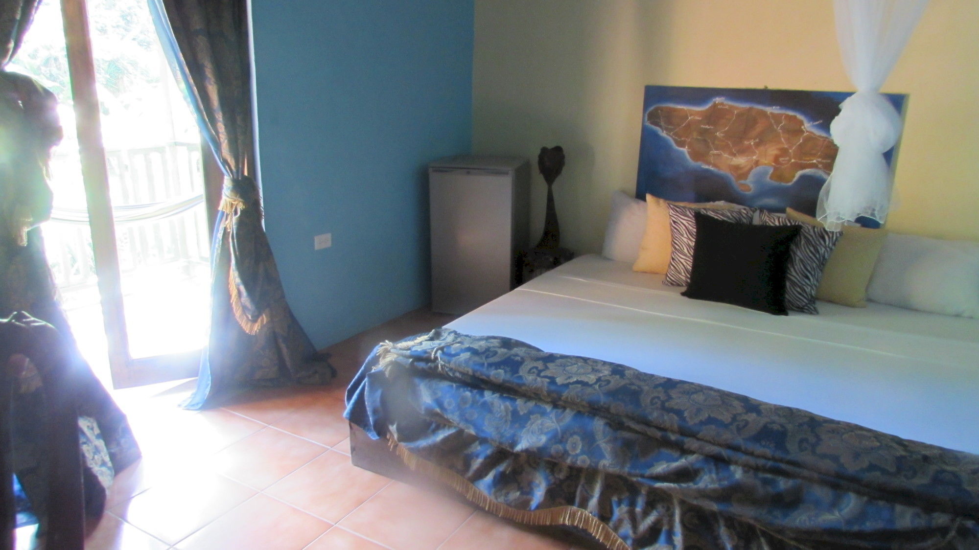Rafjam Bed & Breakfast Kingston Esterno foto